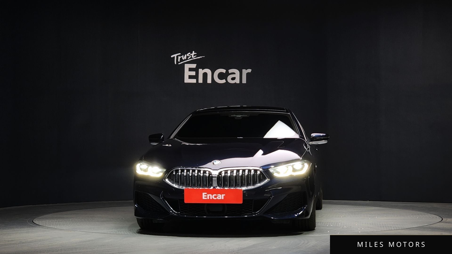 BMW 8 Series (G15) 2022 — миниатюра 3