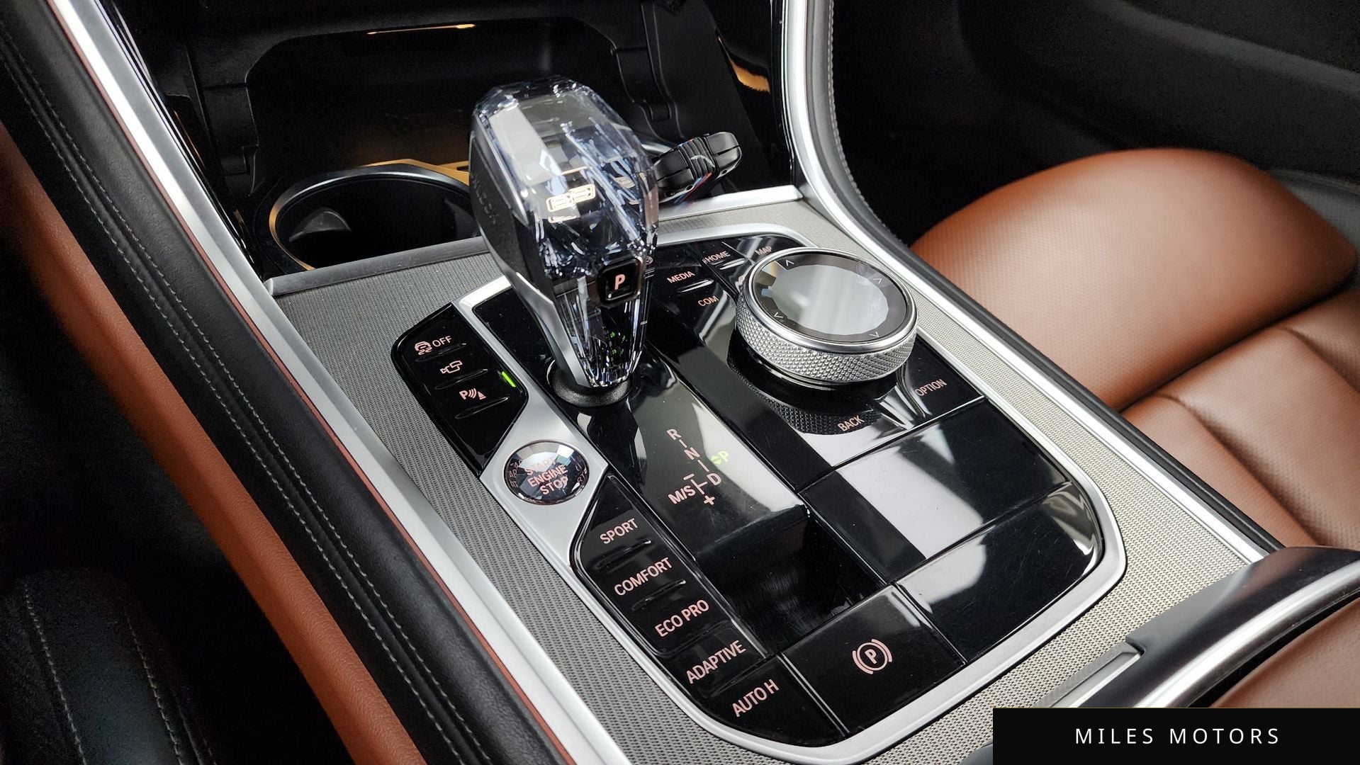 BMW 8 Series (G15) 2022 — миниатюра 9