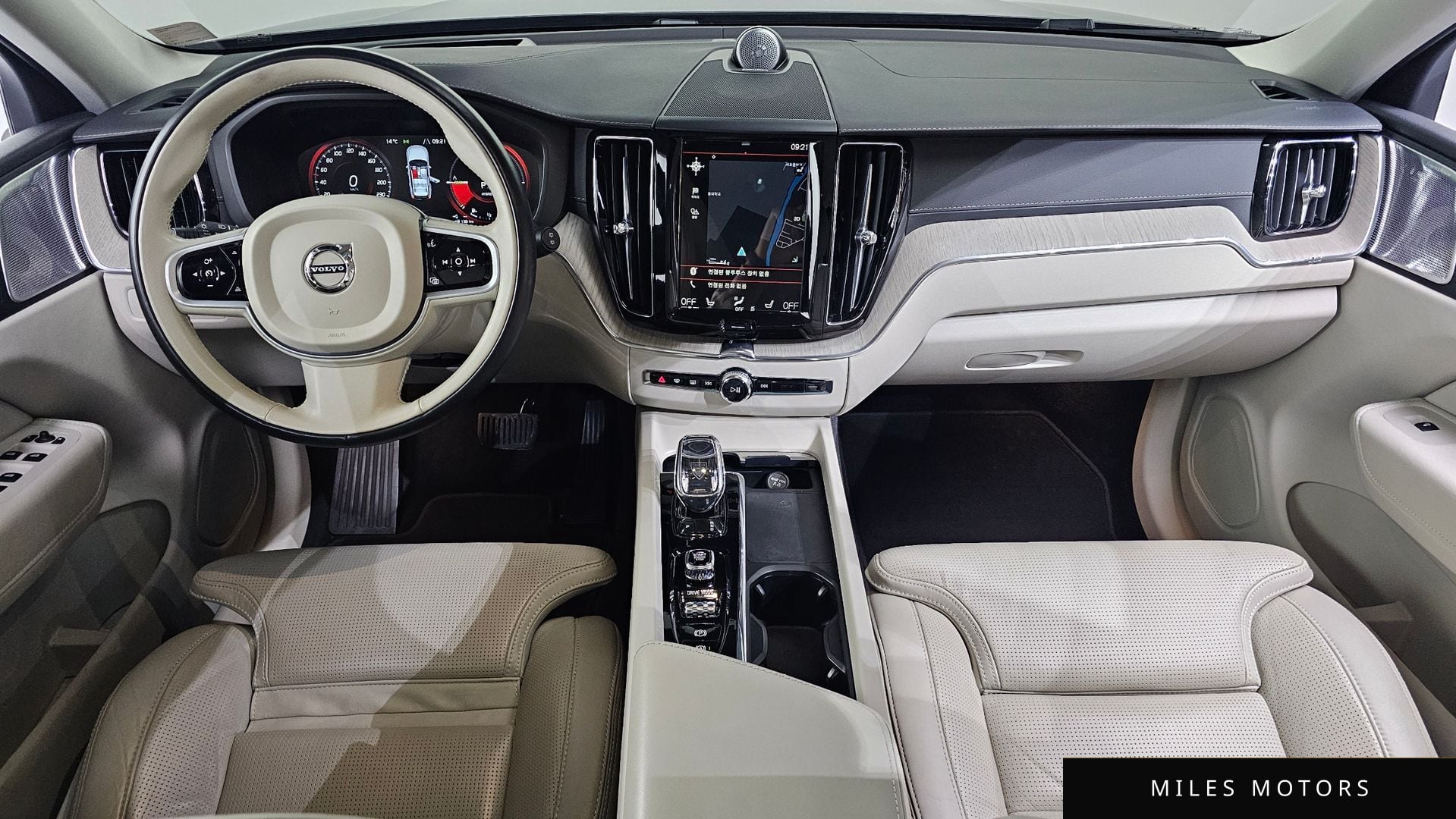 Volvo XC60 2021 — миниатюра 7