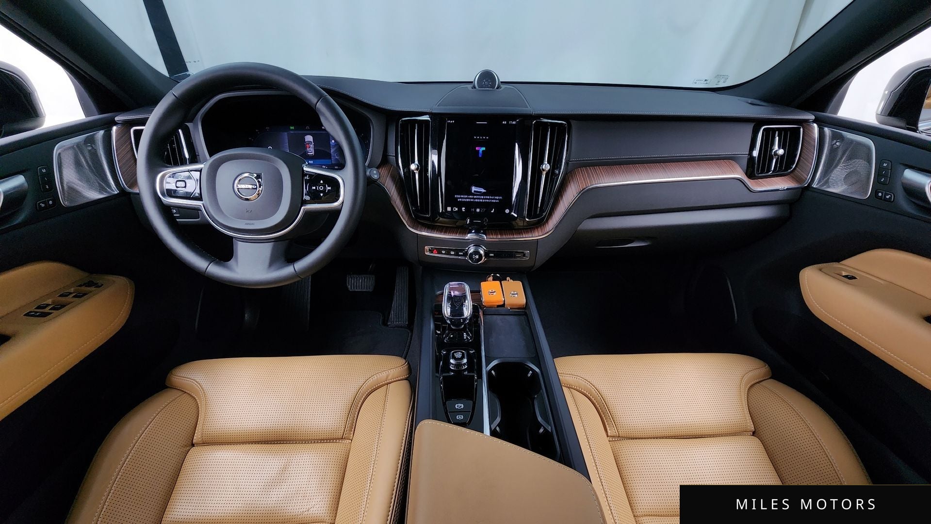 Volvo XC60 2024 — миниатюра 7