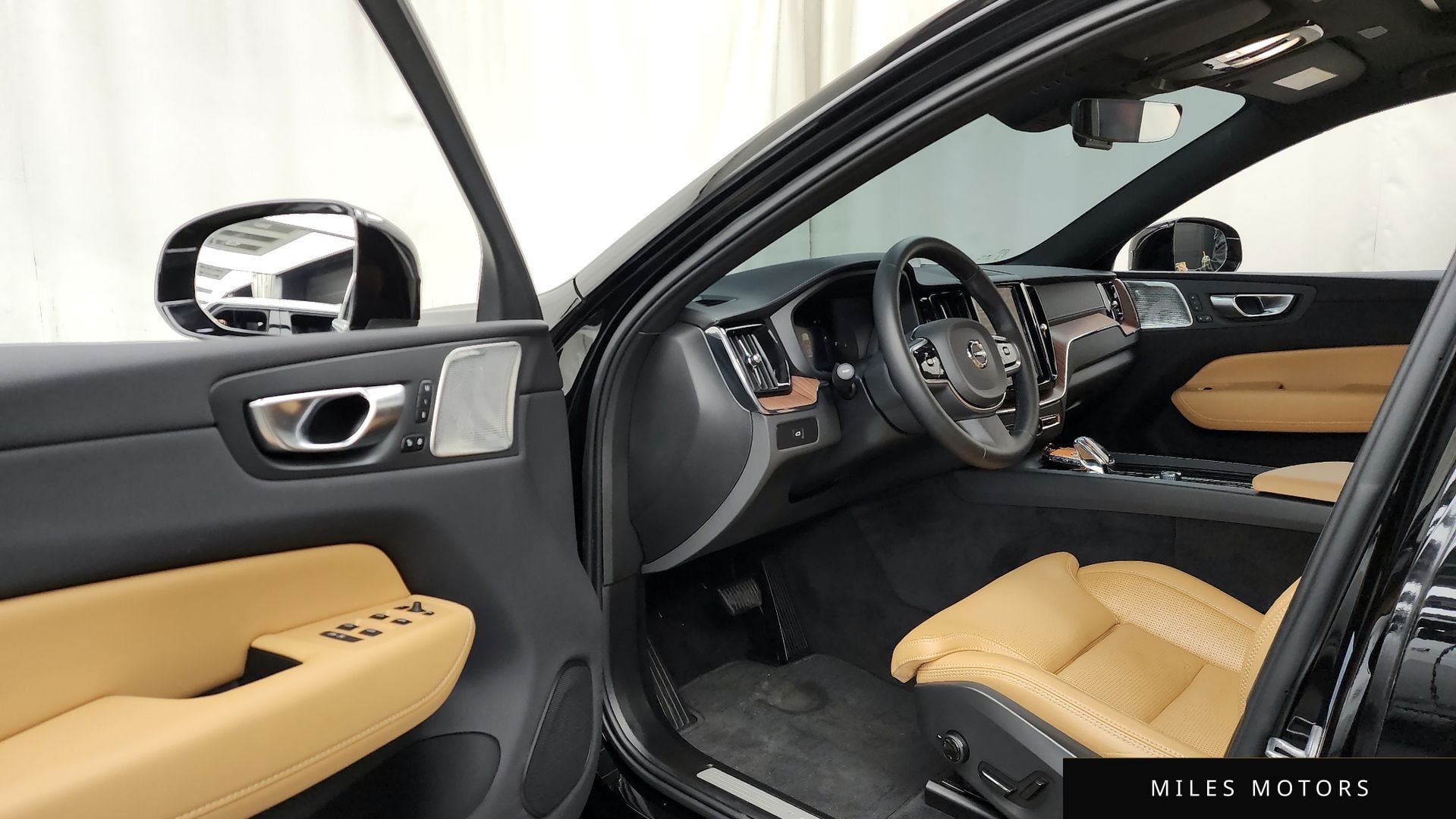 Volvo XC60 2024 — миниатюра 10