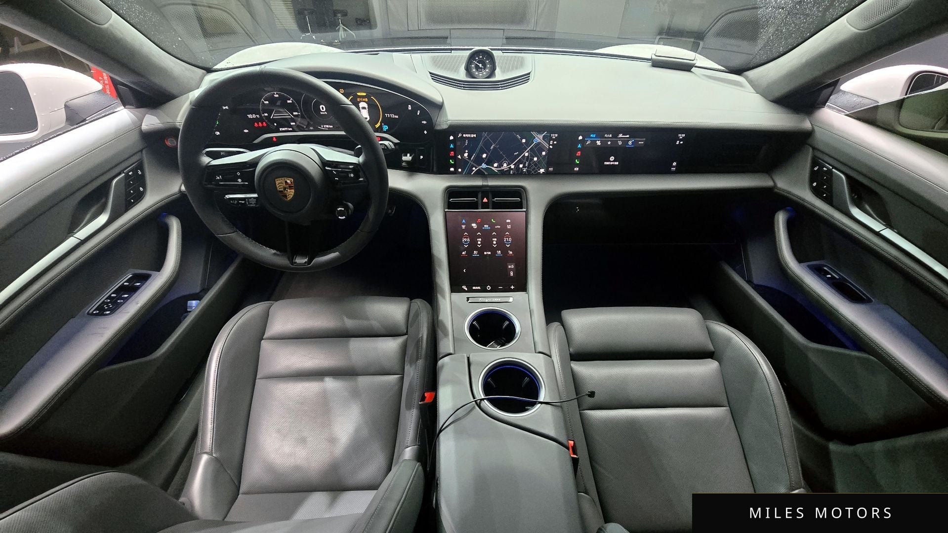 Porsche Taycan 2024 — миниатюра 7