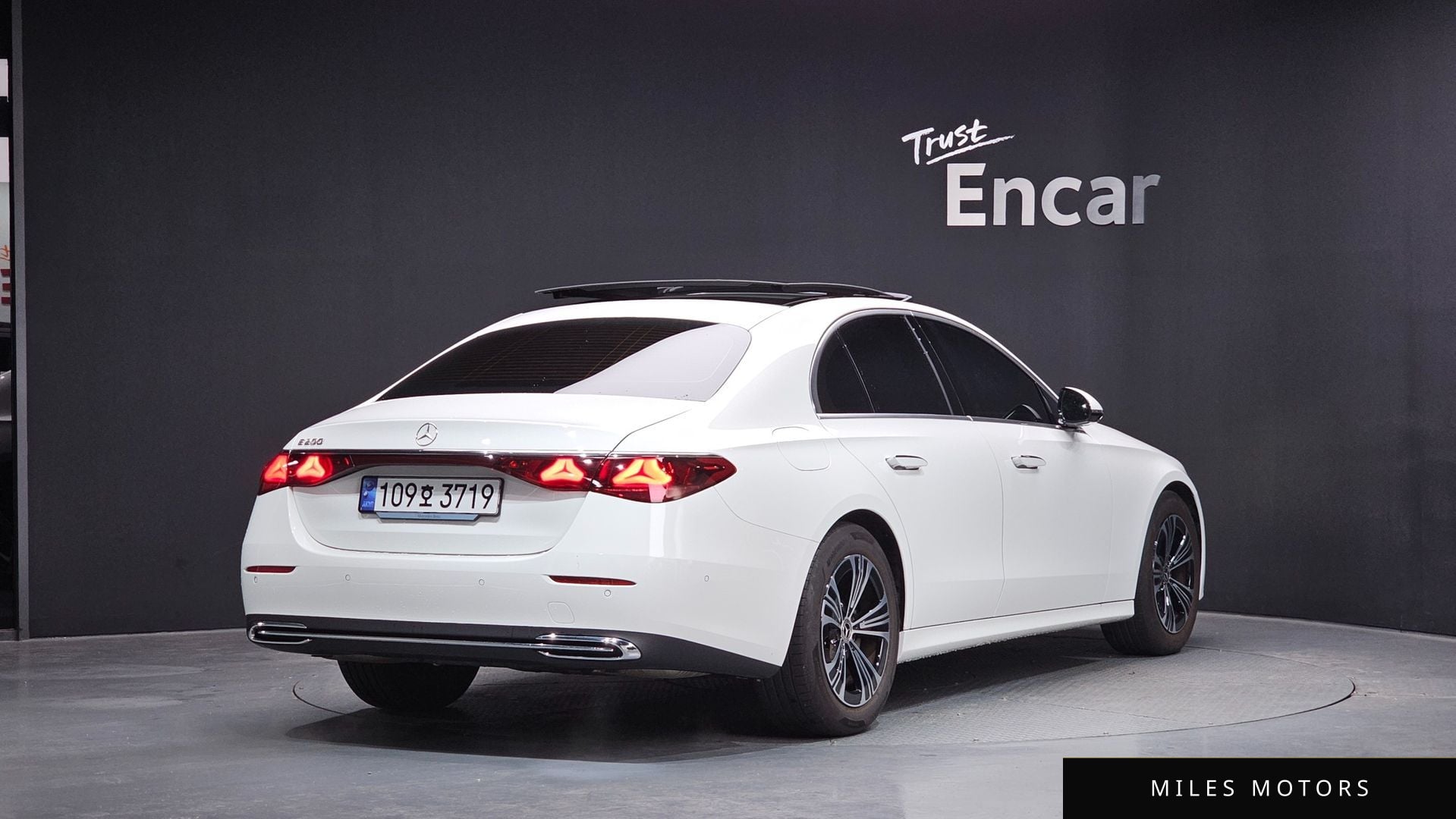 Mercedes-Benz E-Class W214 2024 — миниатюра 2