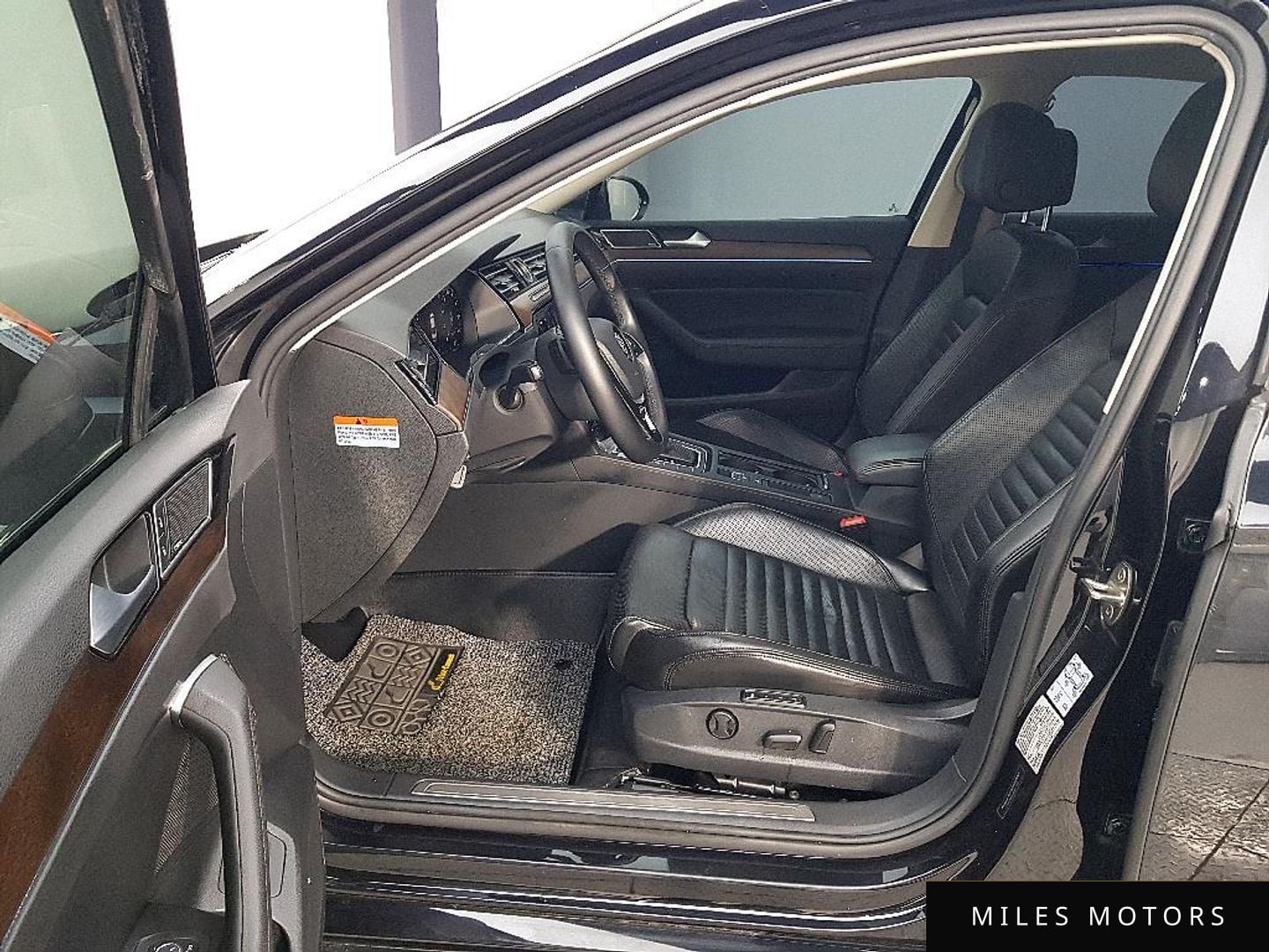 Volkswagen Passat 2018 — миниатюра 8