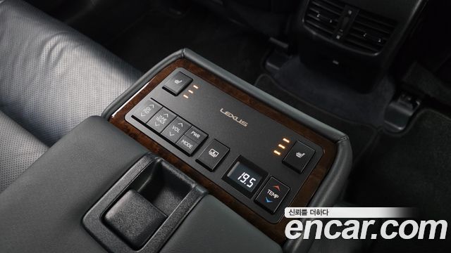 Лексус ES300h 2015 — миниатюра 18