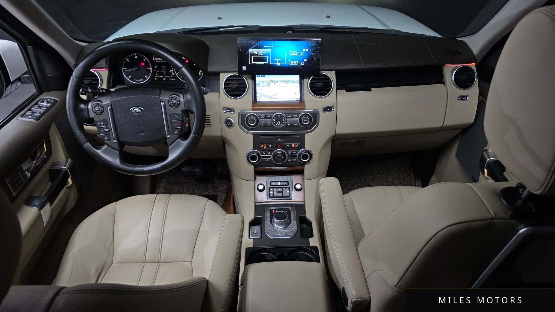 Land Rover Discovery 2016 — миниатюра 7