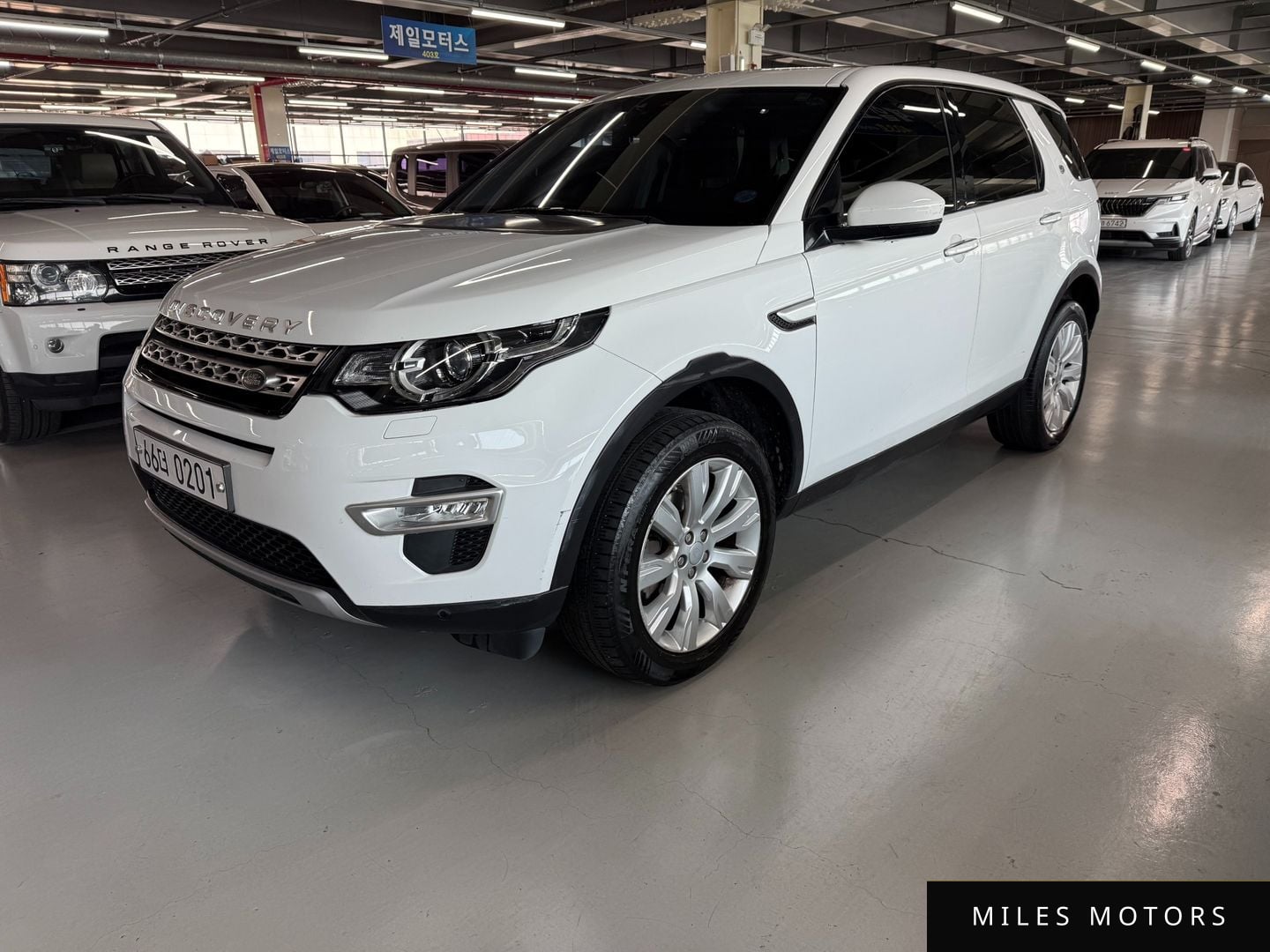 Land Rover Discovery Sport 2016 — миниатюра 6