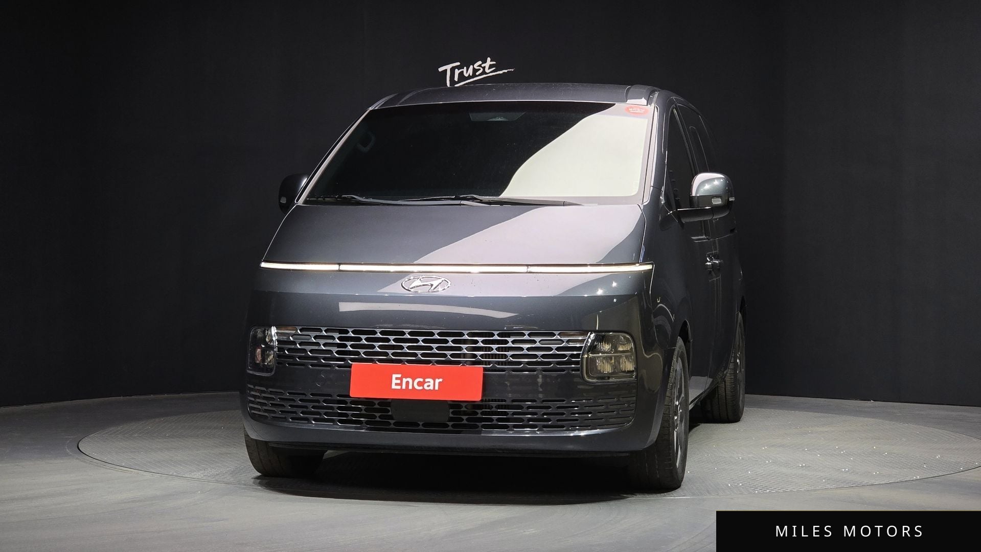 Hyundai Staria 2022 — миниатюра 3
