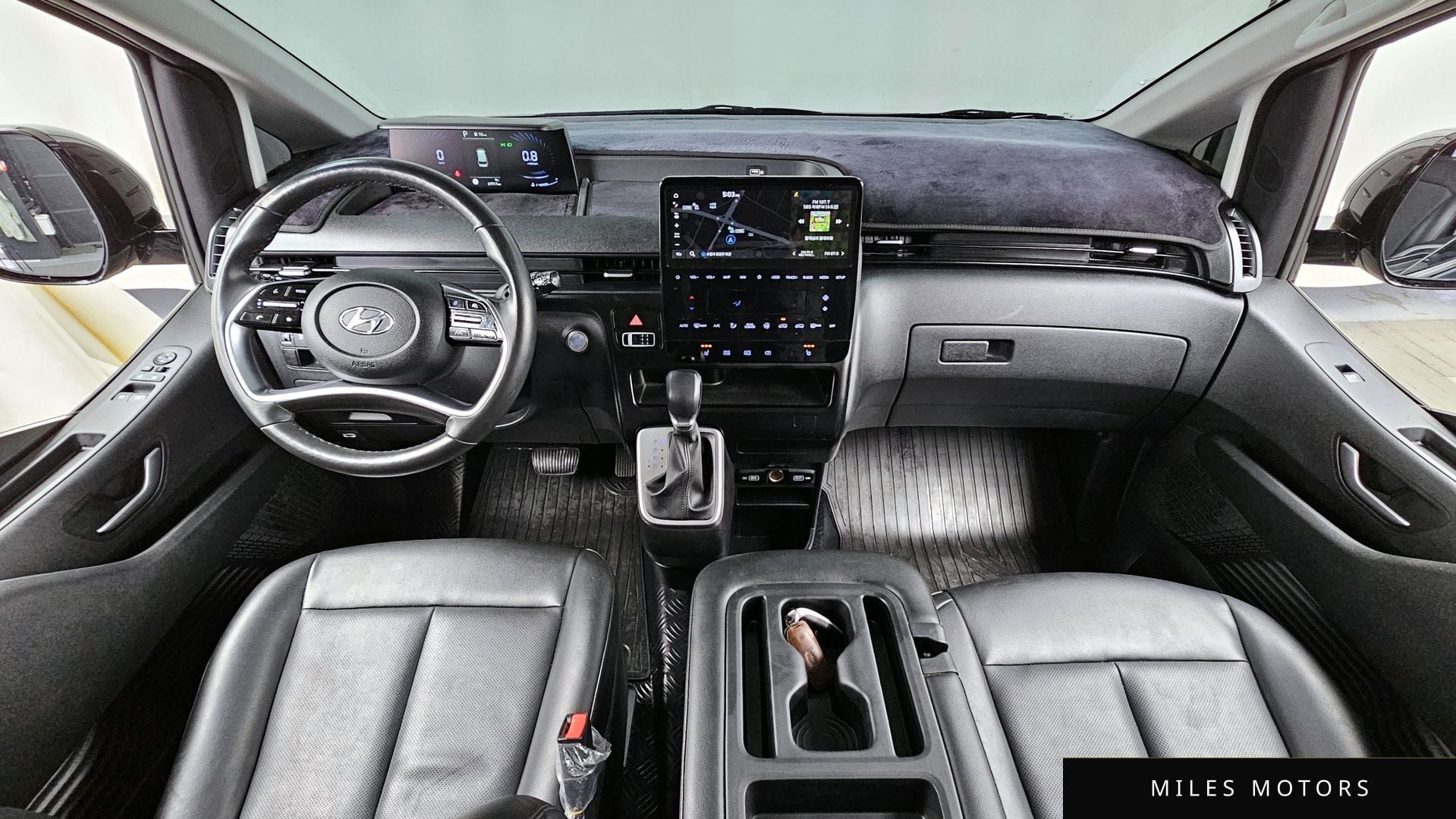 Hyundai Staria 2022 — миниатюра 7