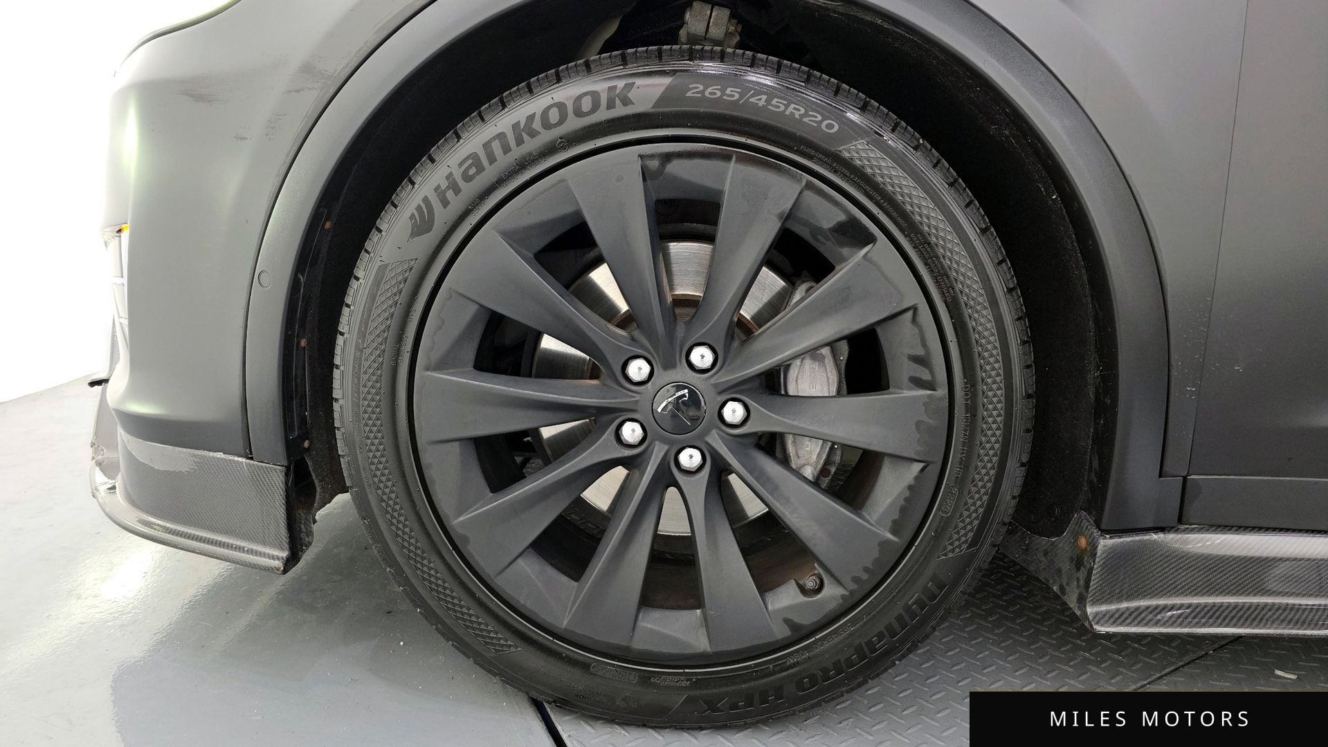 Tesla Model X 2019 — миниатюра 5