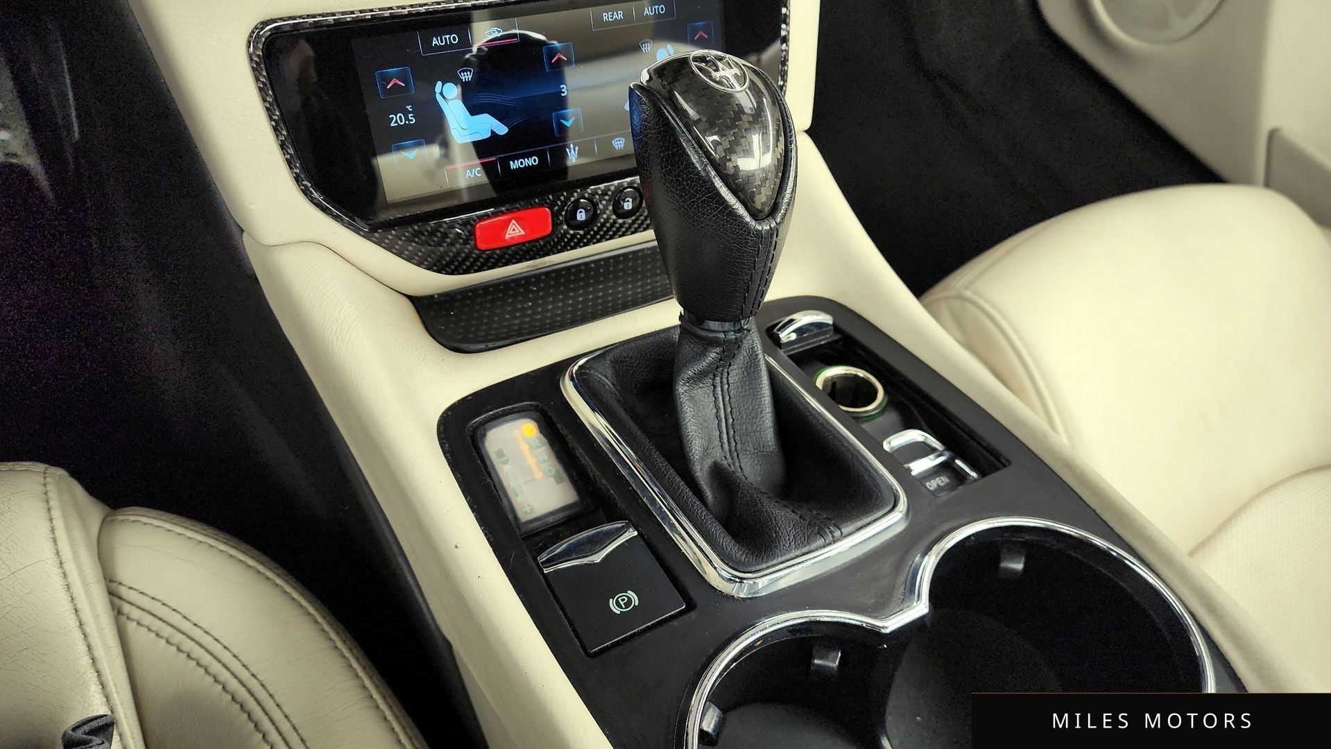 Maserati GranCabrio 2012 — миниатюра 9