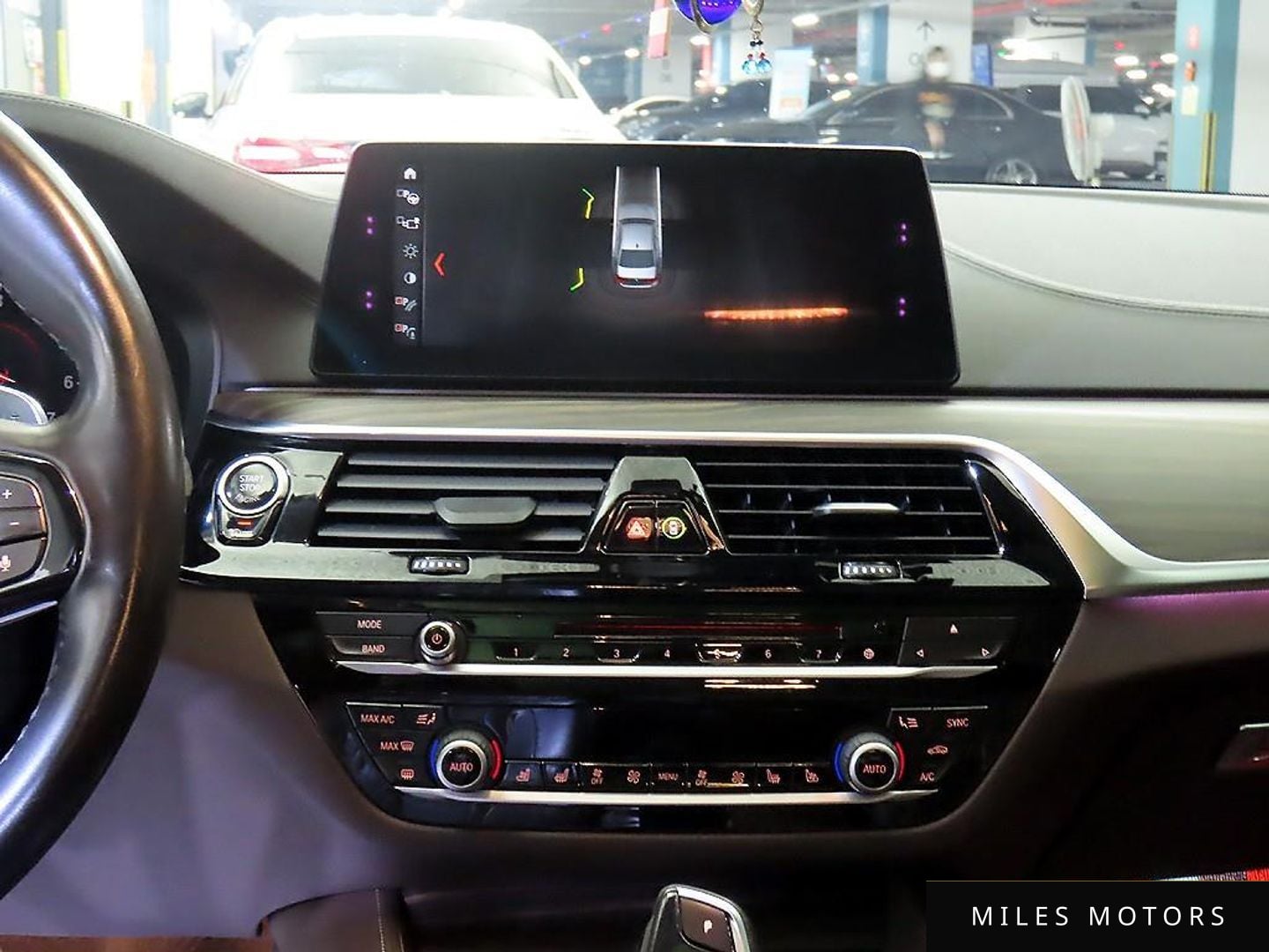 BMW 5 Series (G30) 2018 — миниатюра 11