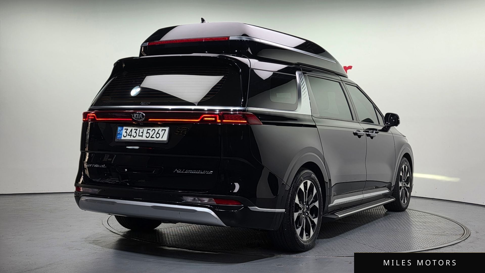 Kia Carnival 2021 — миниатюра 2