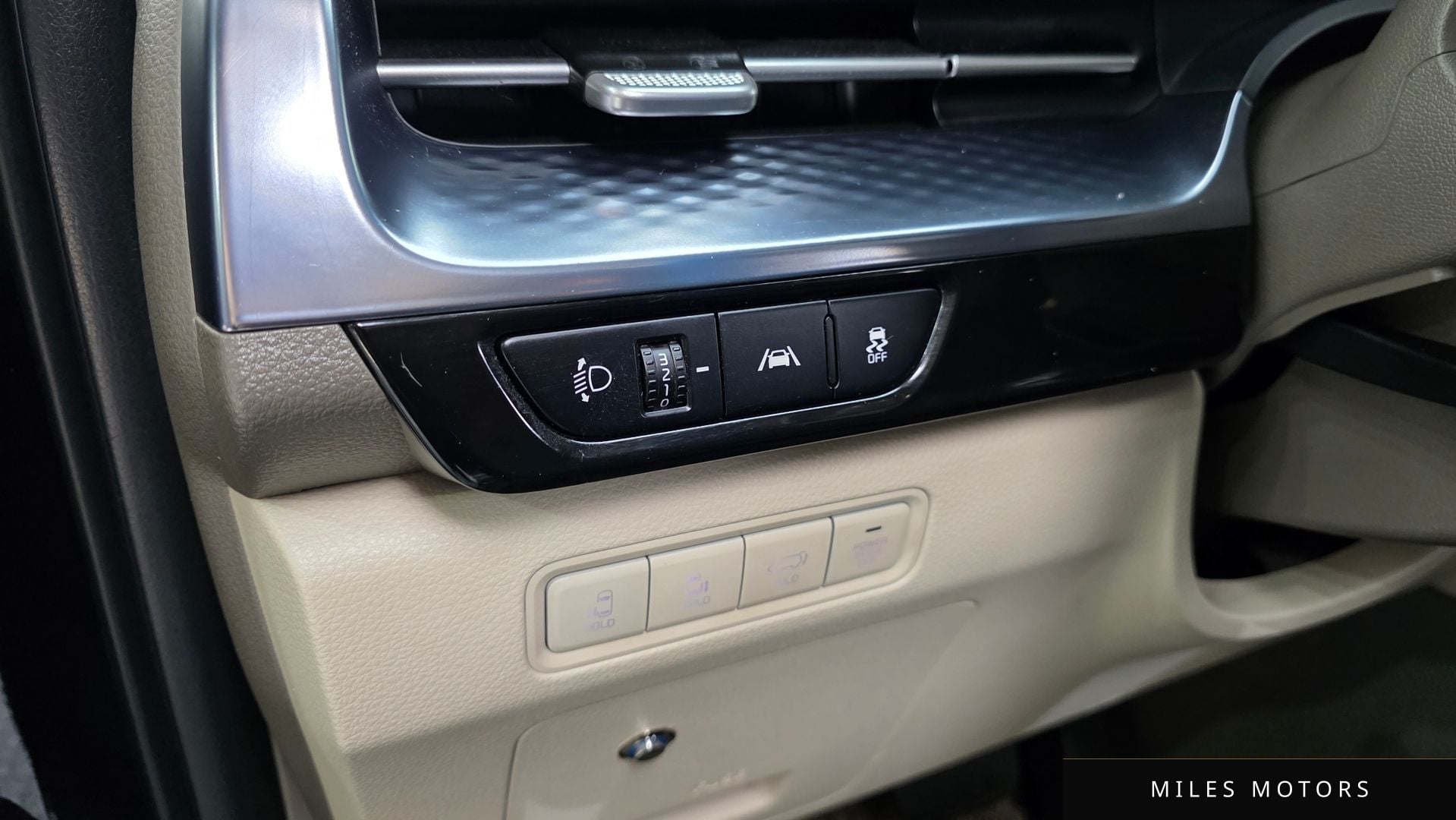 Kia Carnival 2021 — миниатюра 12