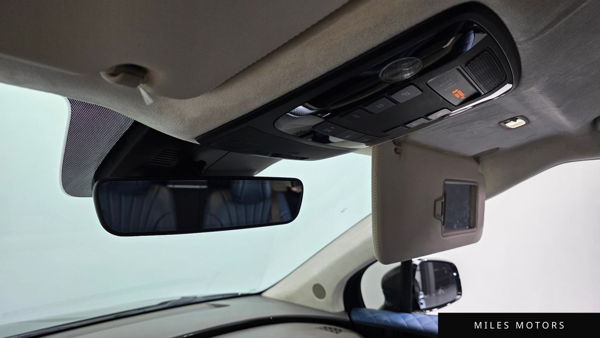 Kia Carnival 2021 — миниатюра 14