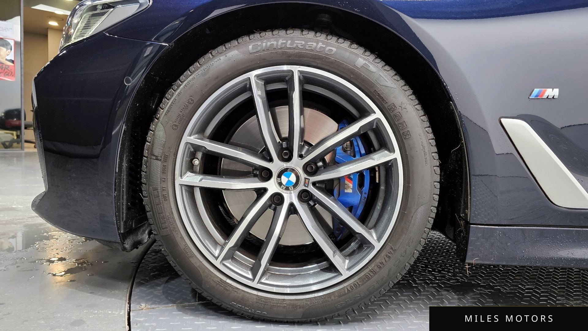 BMW 5 Series (G30) 2023 — миниатюра 4