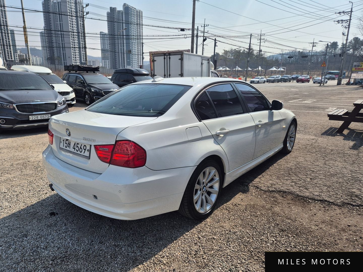 BMW 3 Series (E90) 2011 — миниатюра 4