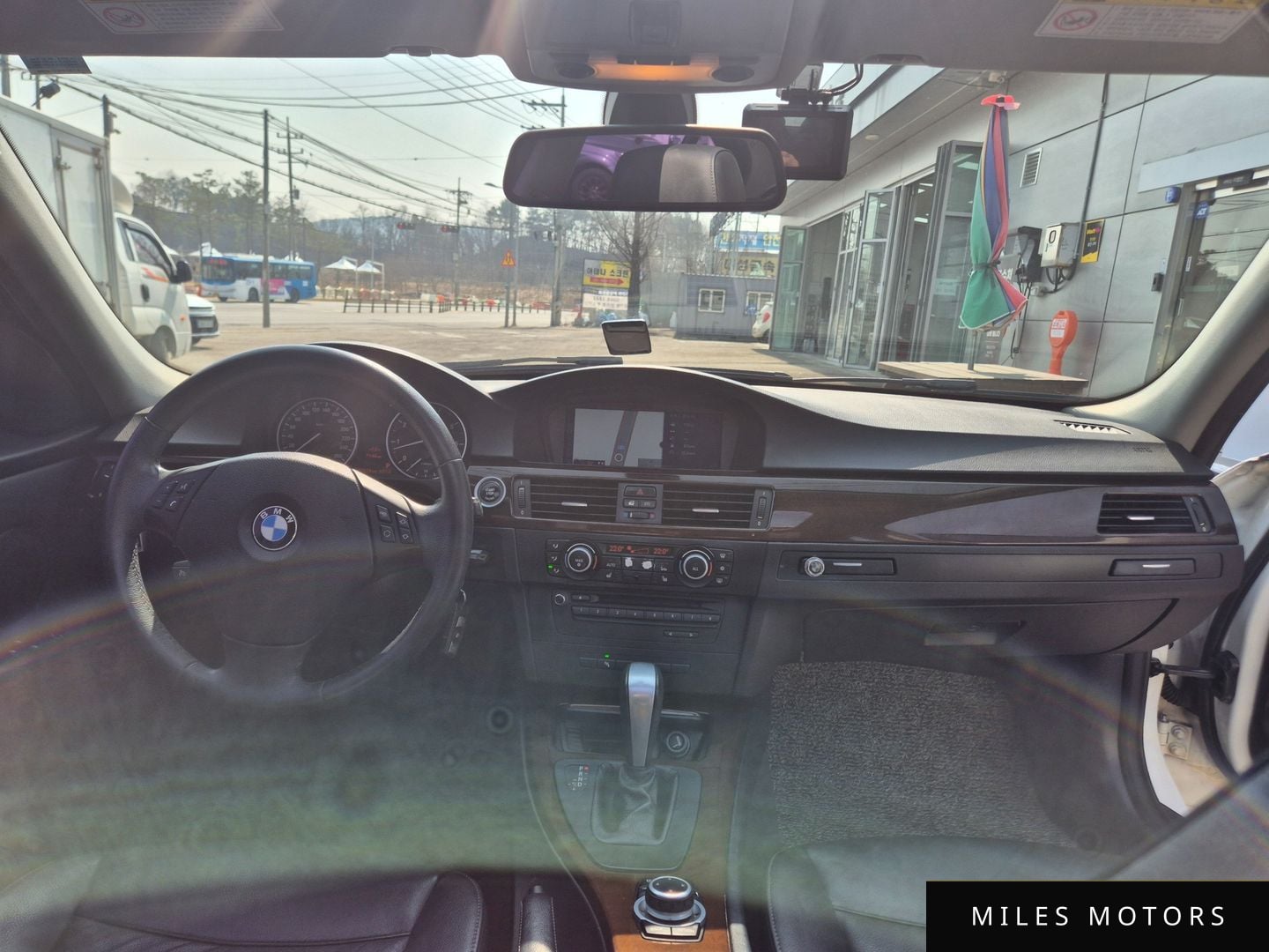 BMW 3 Series (E90) 2011 — миниатюра 8