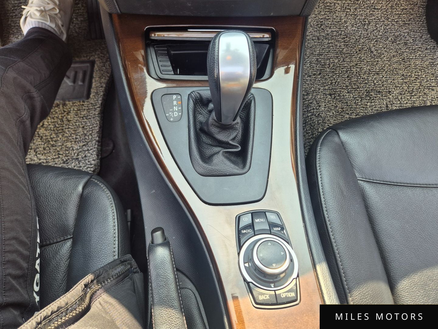 BMW 3 Series (E90) 2011 — миниатюра 18