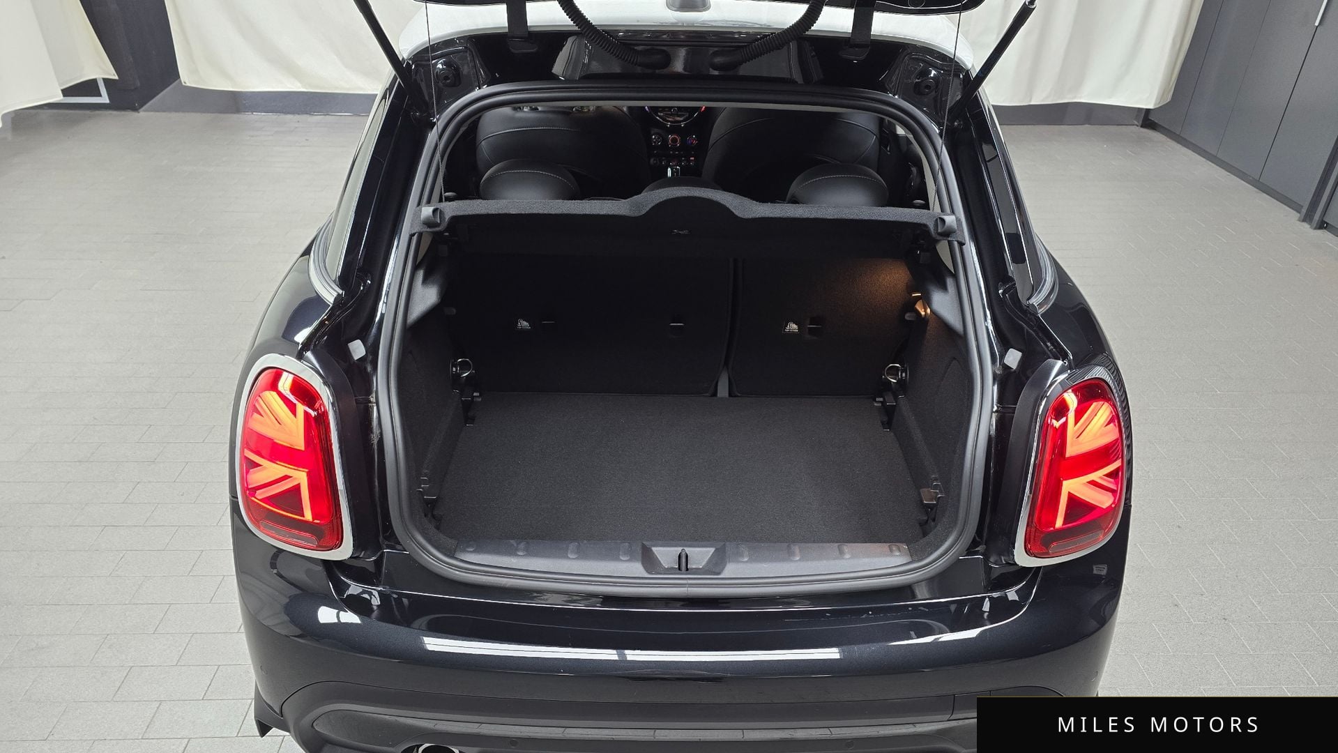 MINI Cooper 2023 — миниатюра 20
