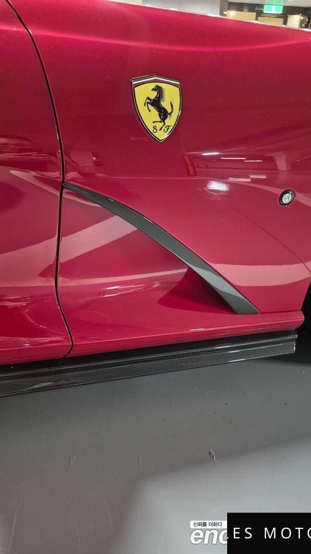 Ferrari 812 2019 — миниатюра 3