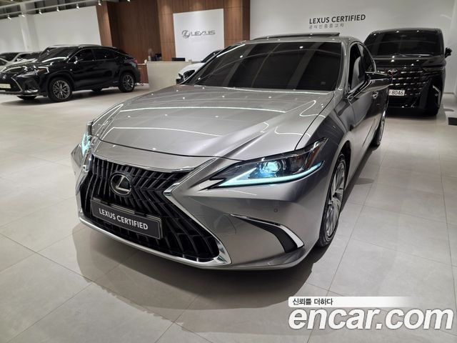 Лексус ES300h 2024 — миниатюра 12