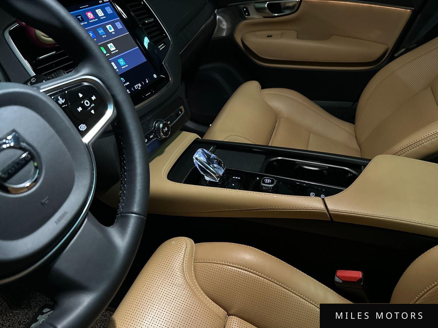 Volvo XC90 2023 — миниатюра 12