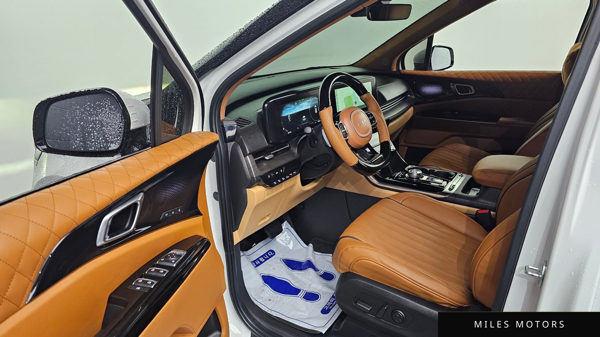 Kia Carnival 2023 — миниатюра 10