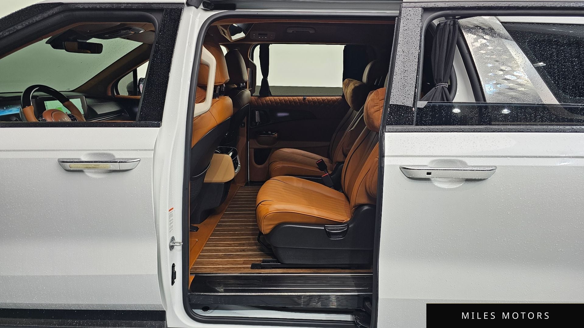 Kia Carnival 2023 — миниатюра 11
