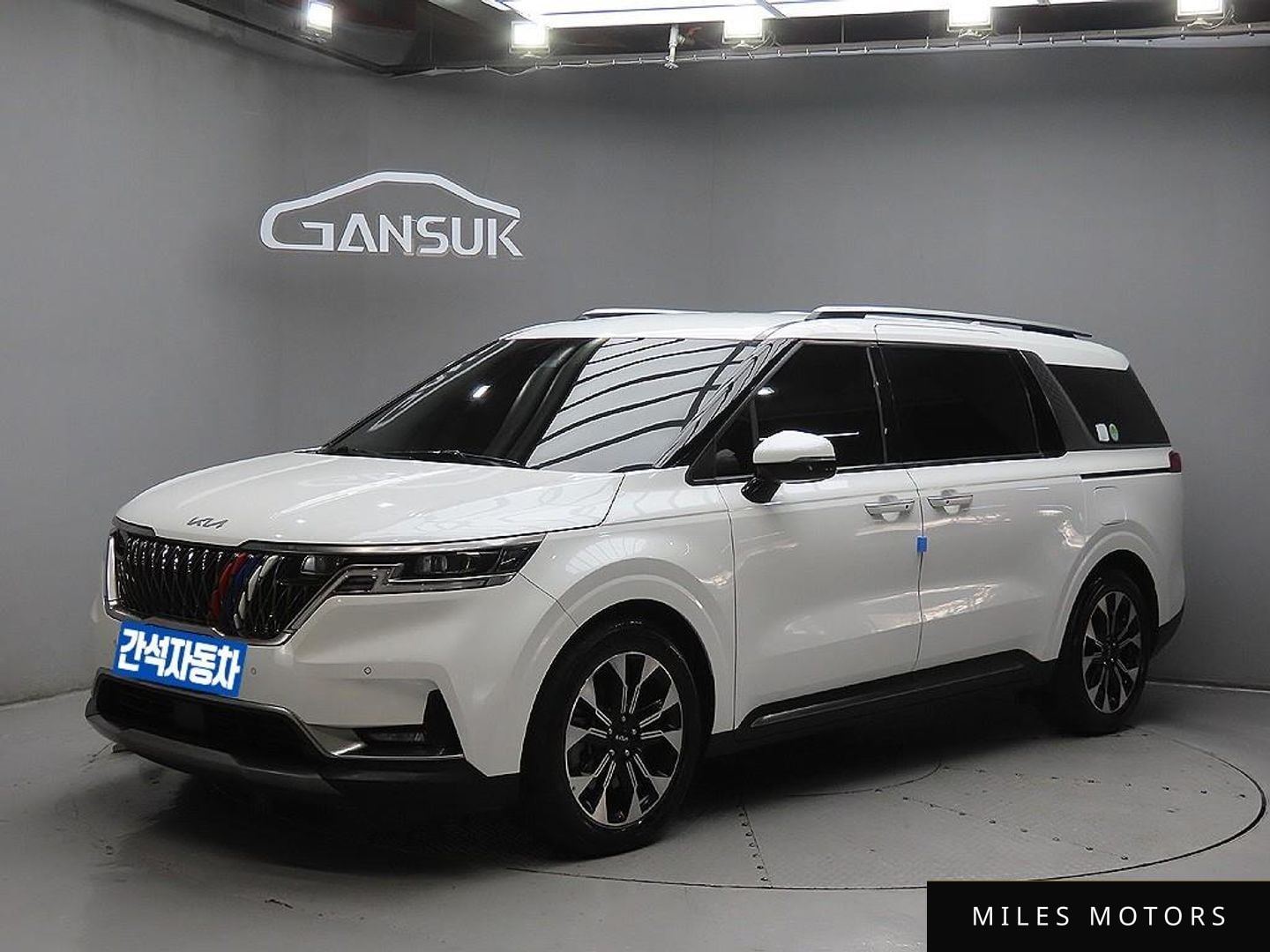 Kia Carnival 2023 — миниатюра 2