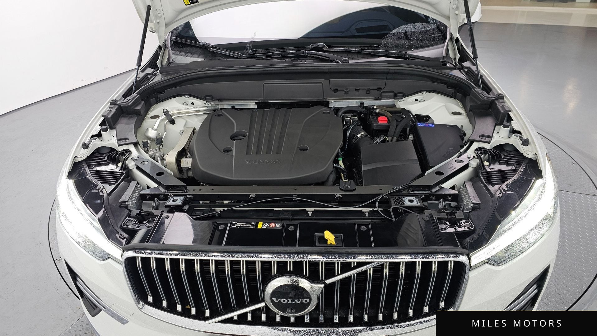Volvo XC60 2022 — миниатюра 6