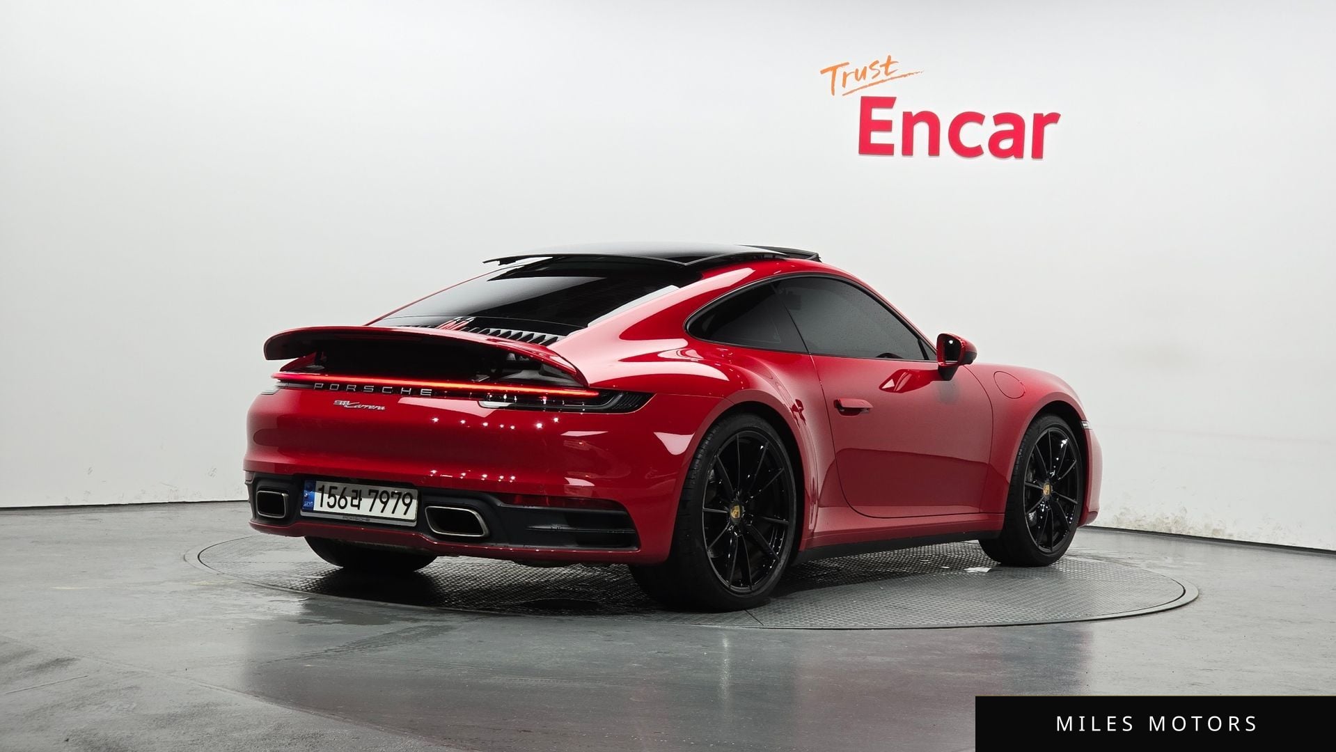 Porsche 911 (992) 2021 — миниатюра 2