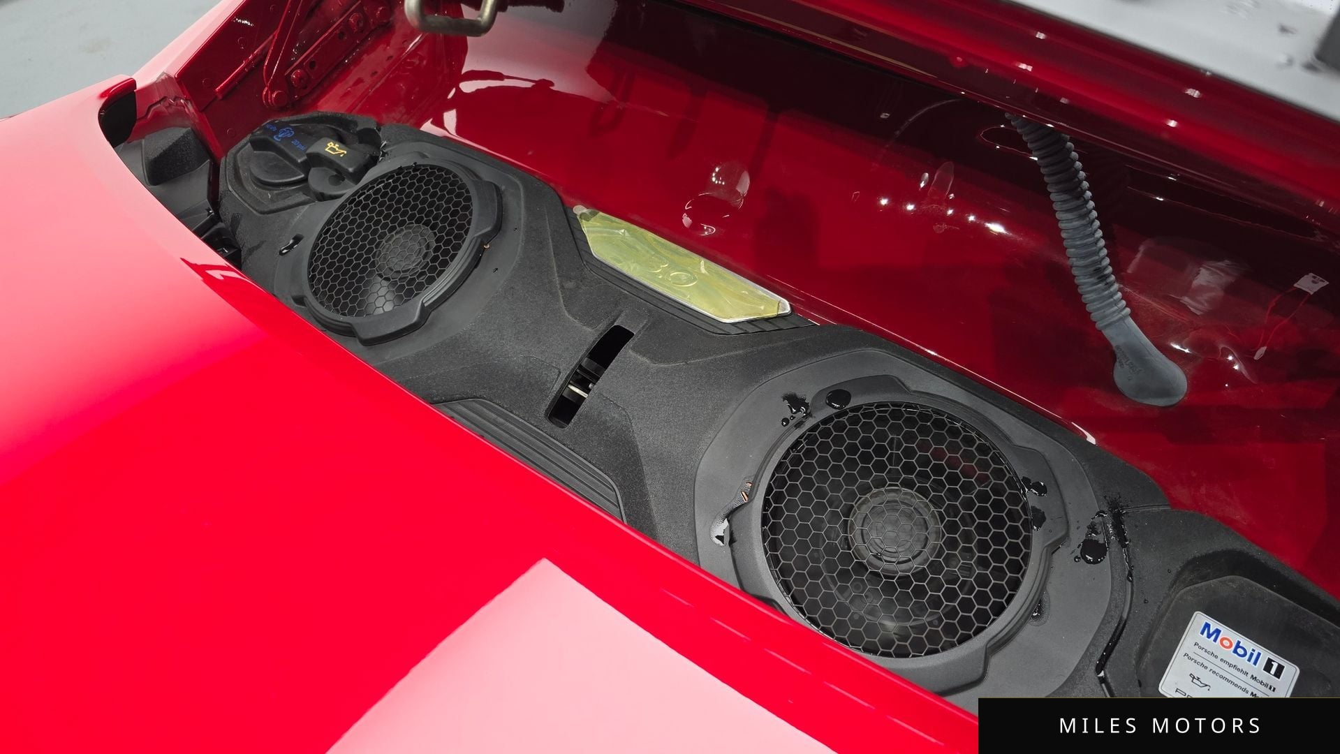 Porsche 911 (992) 2021 — миниатюра 6