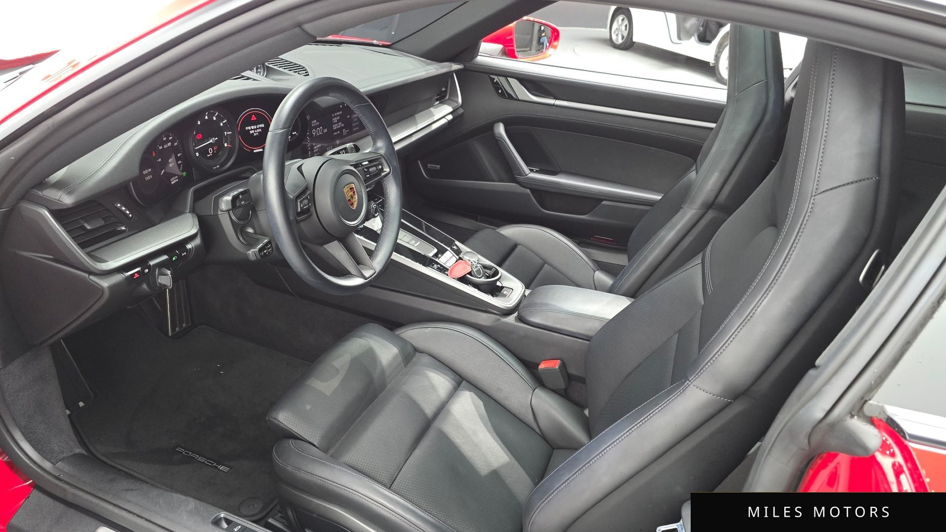 Porsche 911 (992) 2021 — миниатюра 7