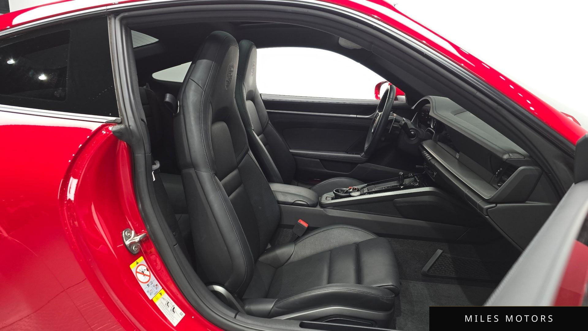 Porsche 911 (992) 2021 — миниатюра 10