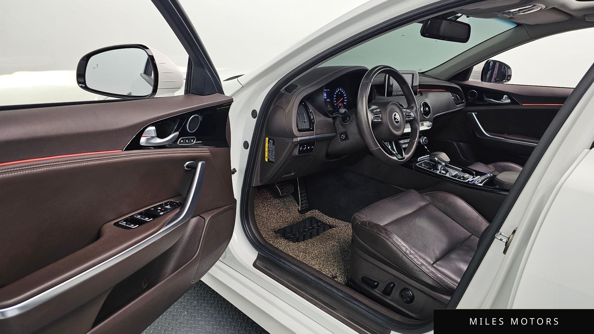 Kia Stinger 2018 — миниатюра 8