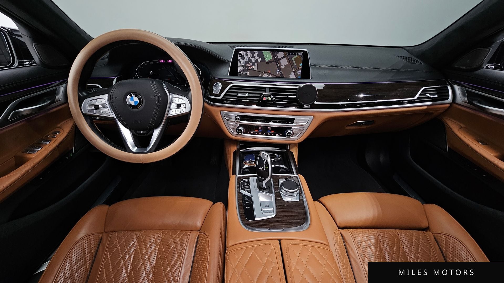 BMW 7 Series (G11) 2022 — миниатюра 7
