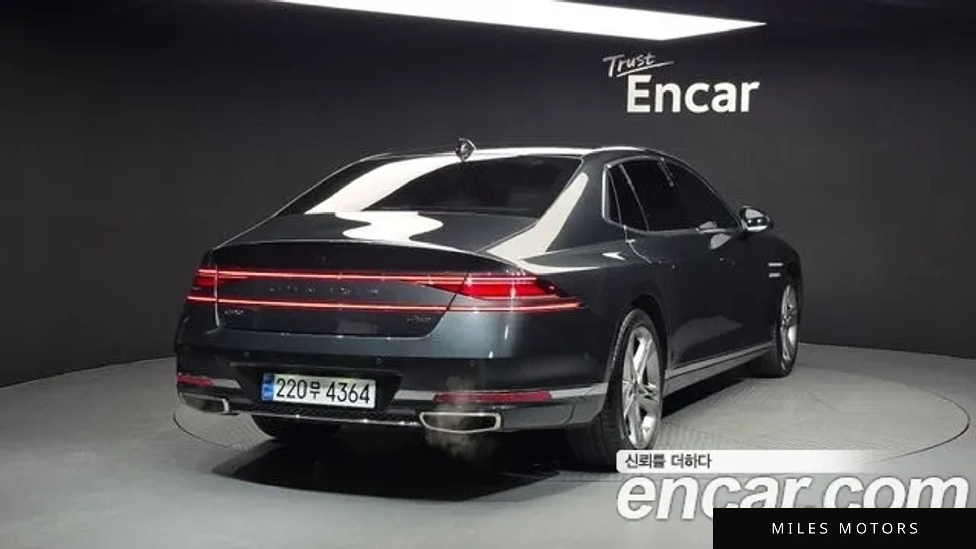 Genesis G90 (RS4) 2023 — миниатюра 2