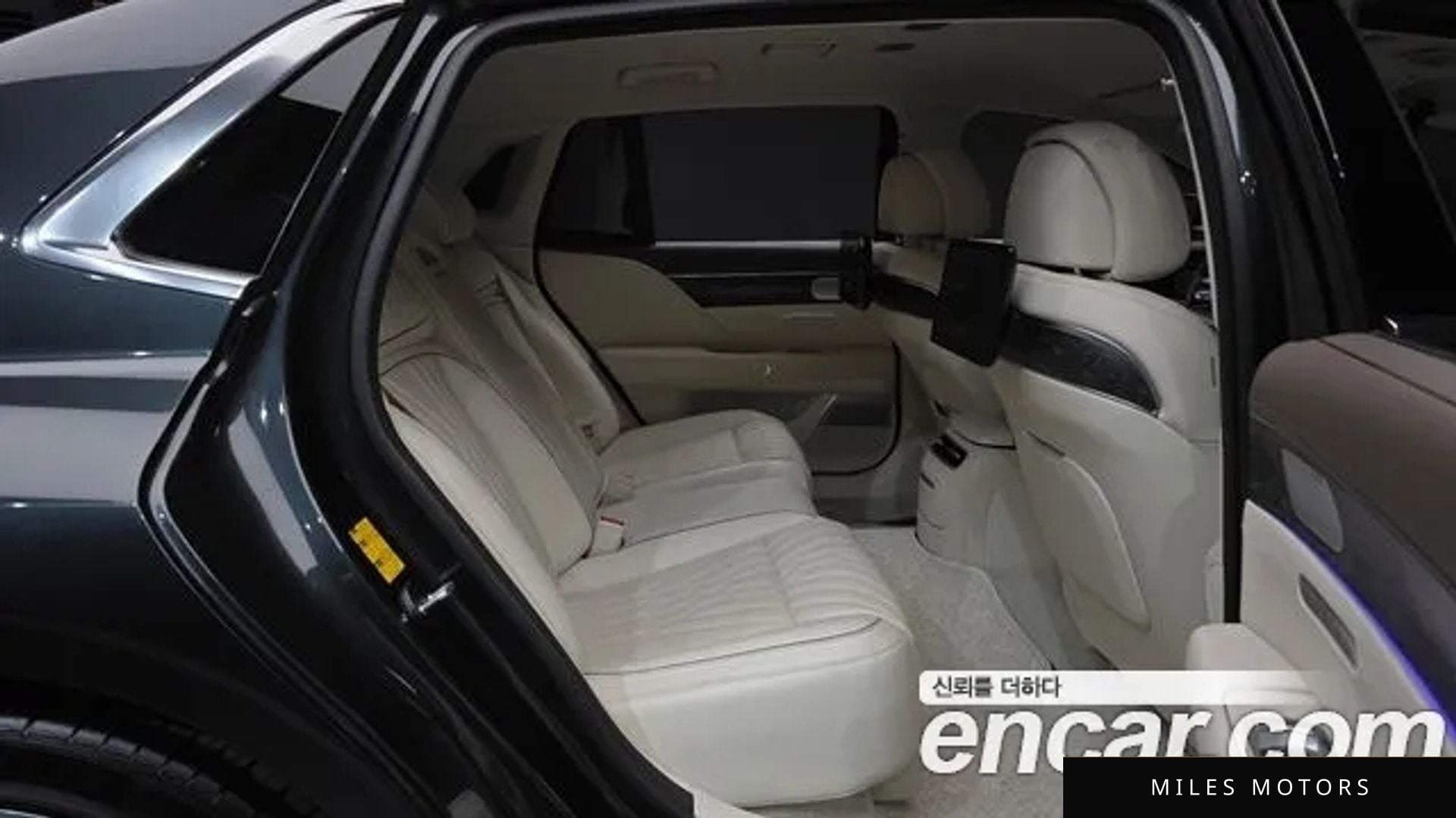 Genesis G90 (RS4) 2023 — миниатюра 11