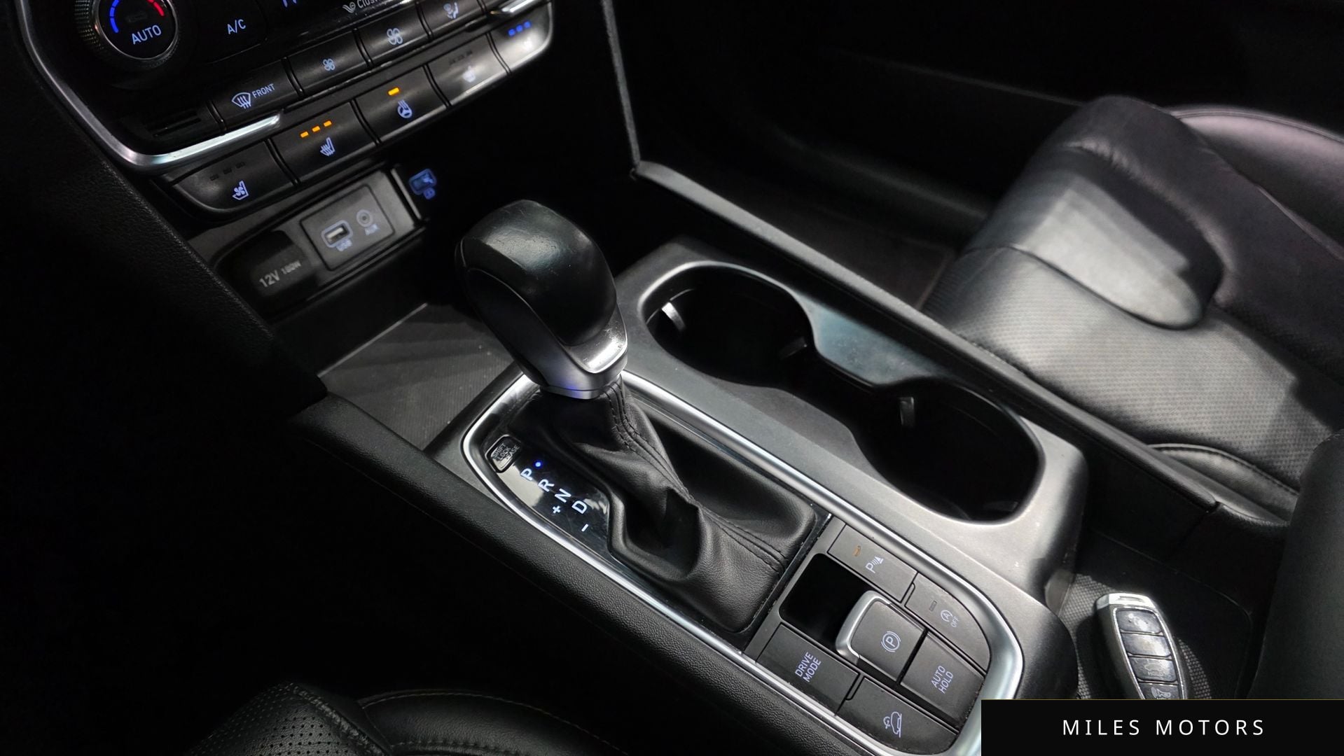 Hyundai Santafe 2019 — миниатюра 9