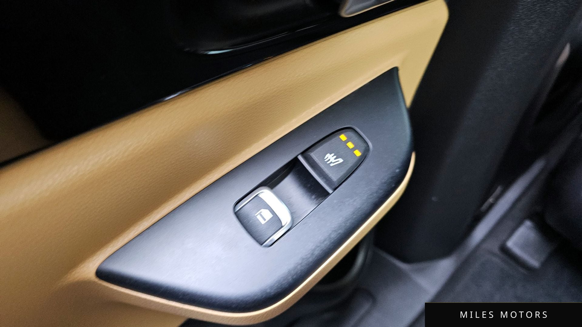 Kia Carnival 2023 — миниатюра 19