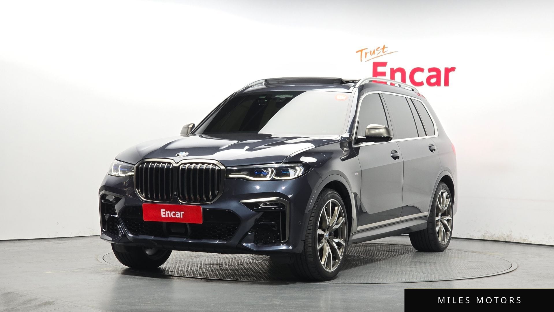 BMW X7 (G07) 2020 — фото 1 из 12
