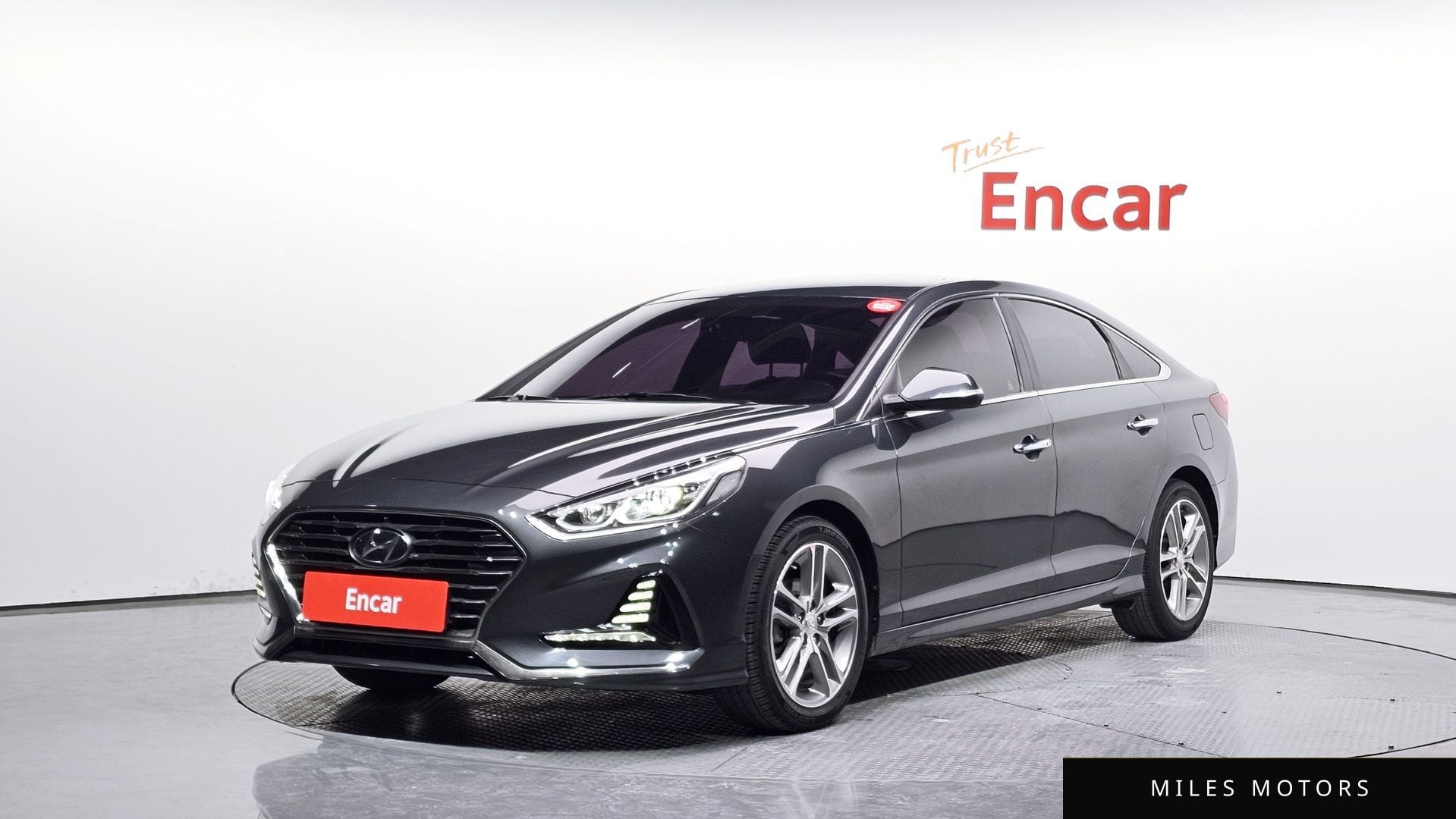 Hyundai Sonata 2019 — фото 1 из 12