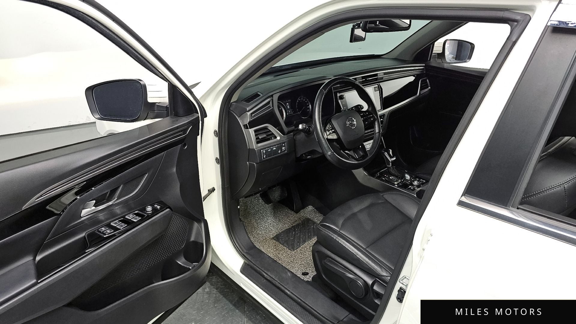 KG Mobility Beautiful Korando 2021 — миниатюра 11