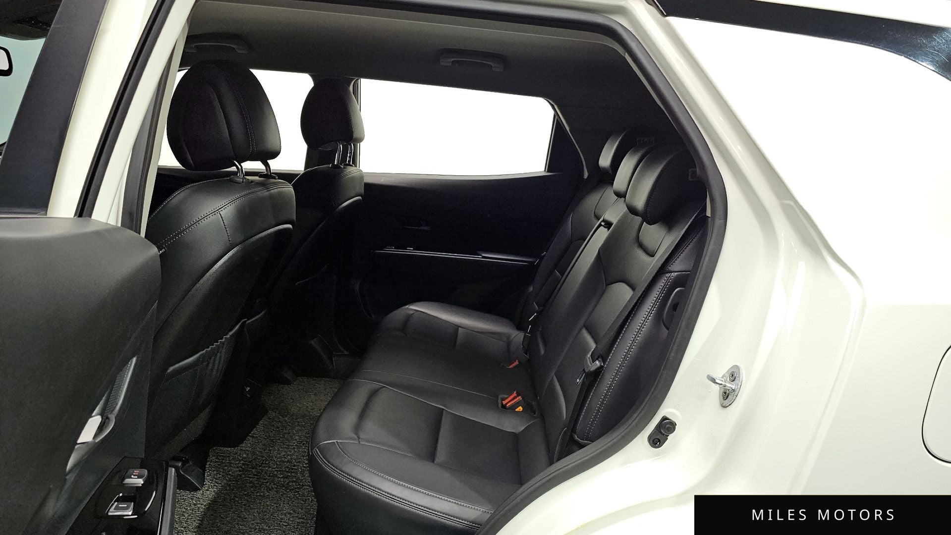 KG Mobility Beautiful Korando 2021 — миниатюра 12