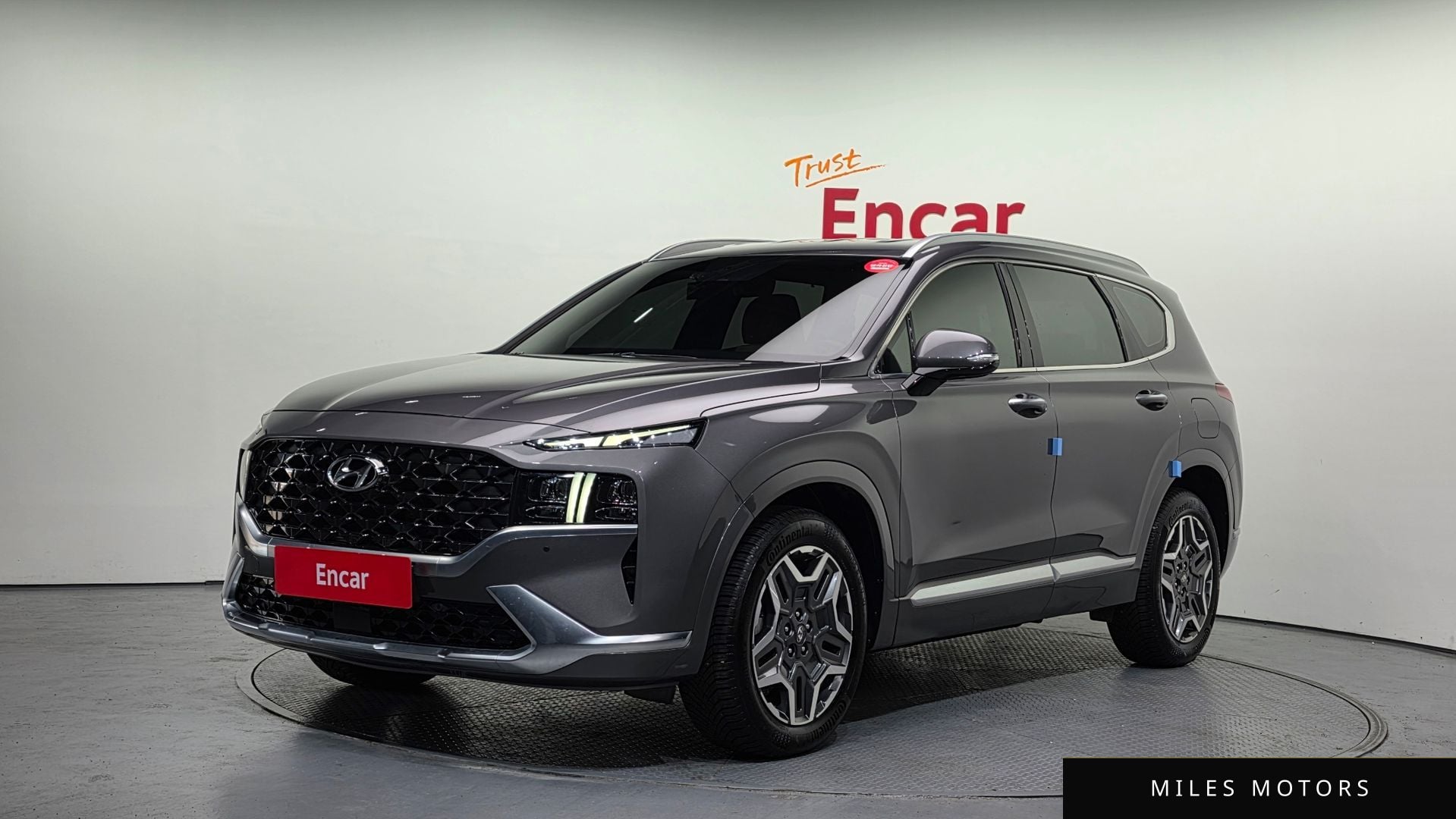 Hyundai Santafe 2022 — фото 1 из 12