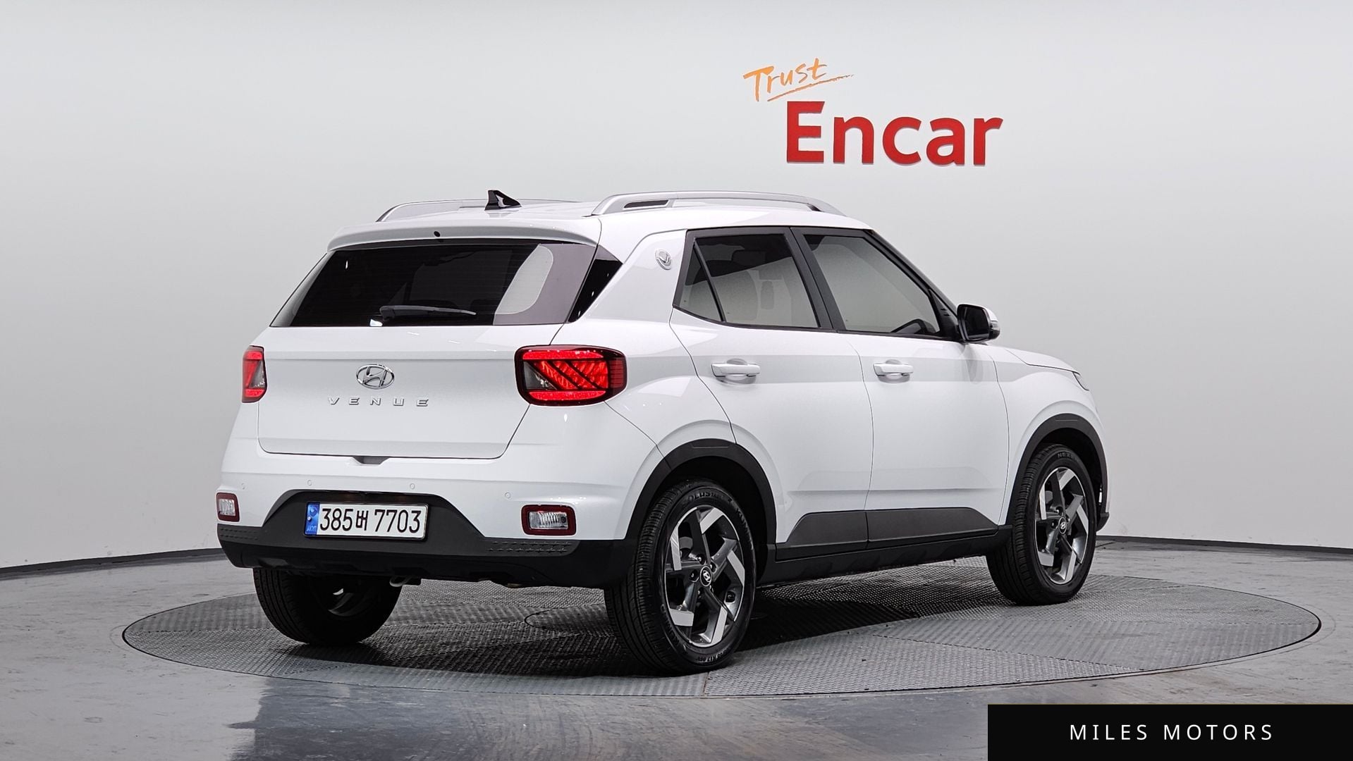 Hyundai Venue 2023 — миниатюра 2