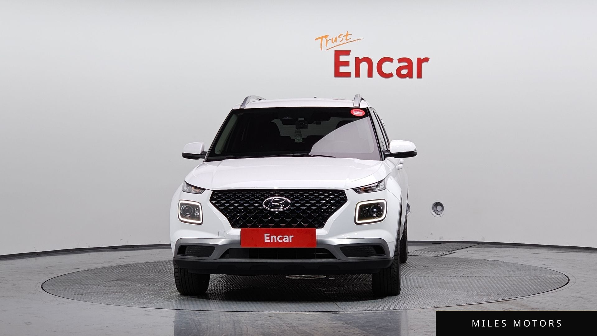 Hyundai Venue 2023 — миниатюра 3