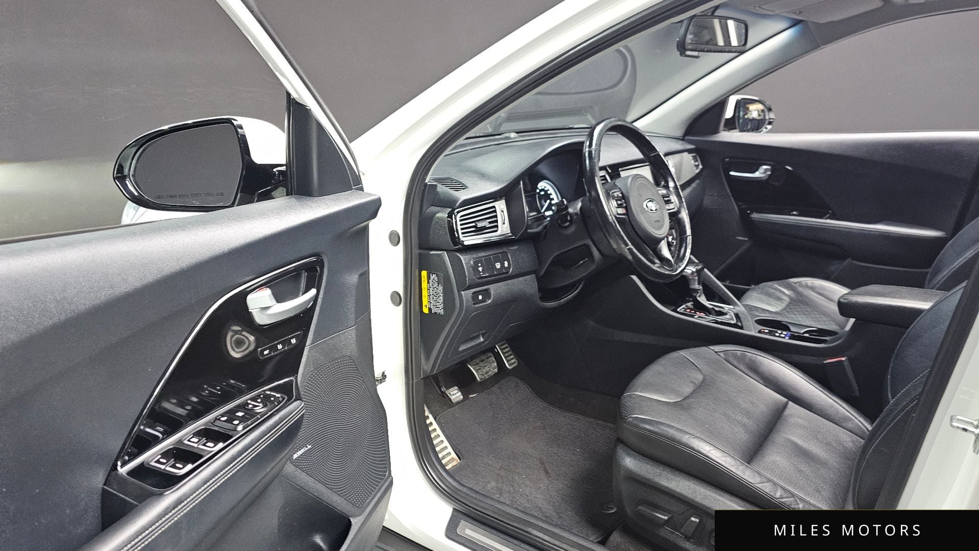 Kia Niro 2018 — миниатюра 11