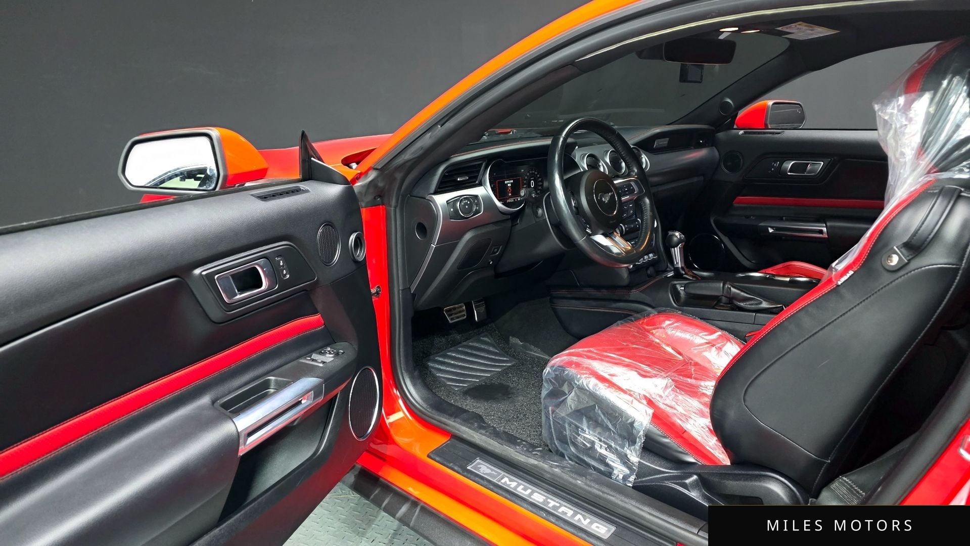 Ford Mustang 2021 — миниатюра 10